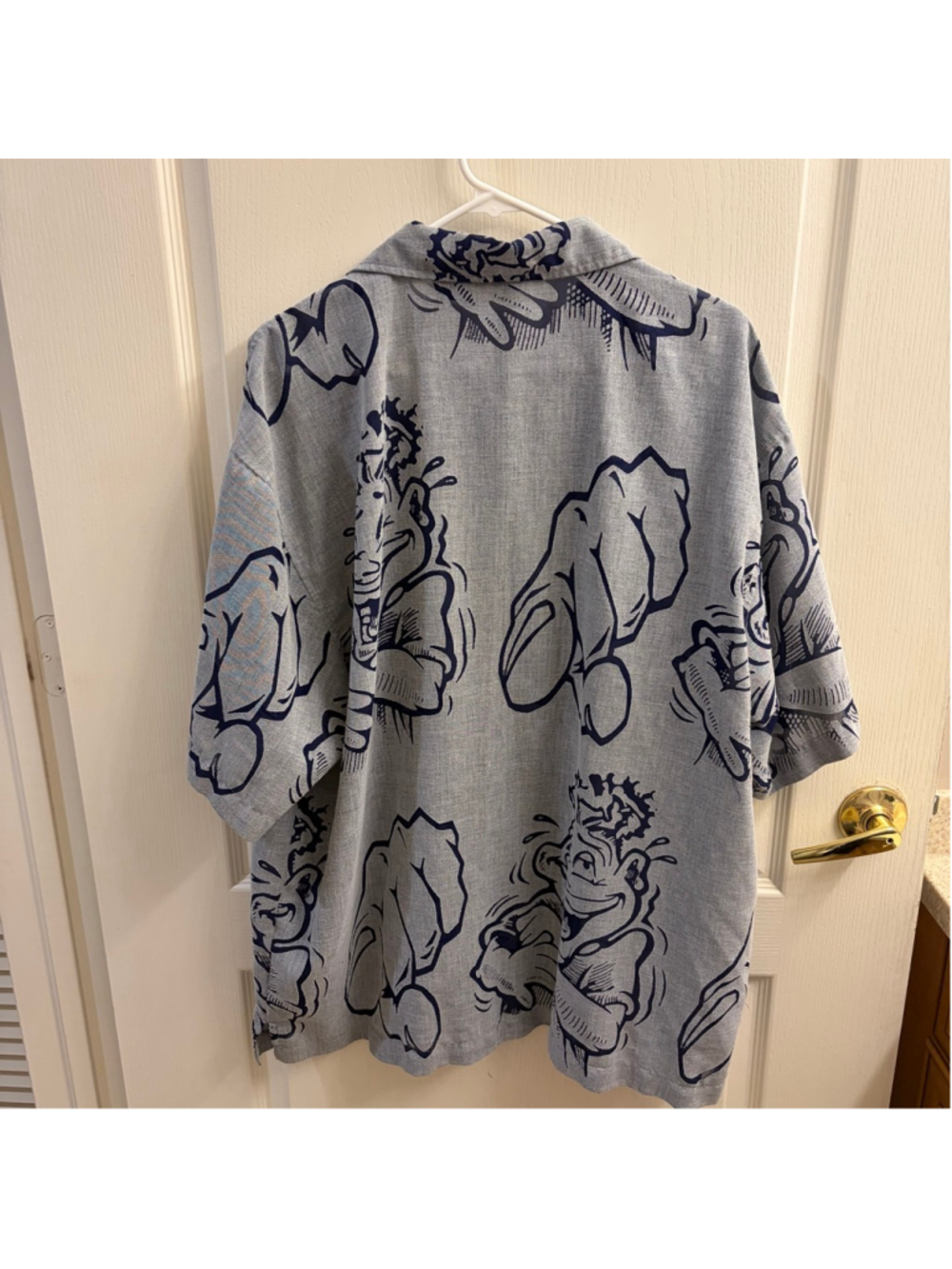 Men's No Boundaries Y2K SK8 Button Down Shirt XL Gray Navy - Picture 5 of 6
